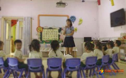 幼儿园大班科学教案《做风车》及教学反思